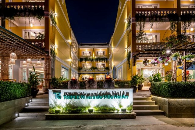 Triple Riverside Villa Hội An